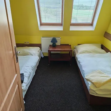 Motel Osecek בית הארחה *