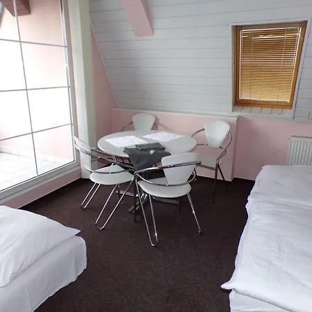 בית הארחה Motel Osecek